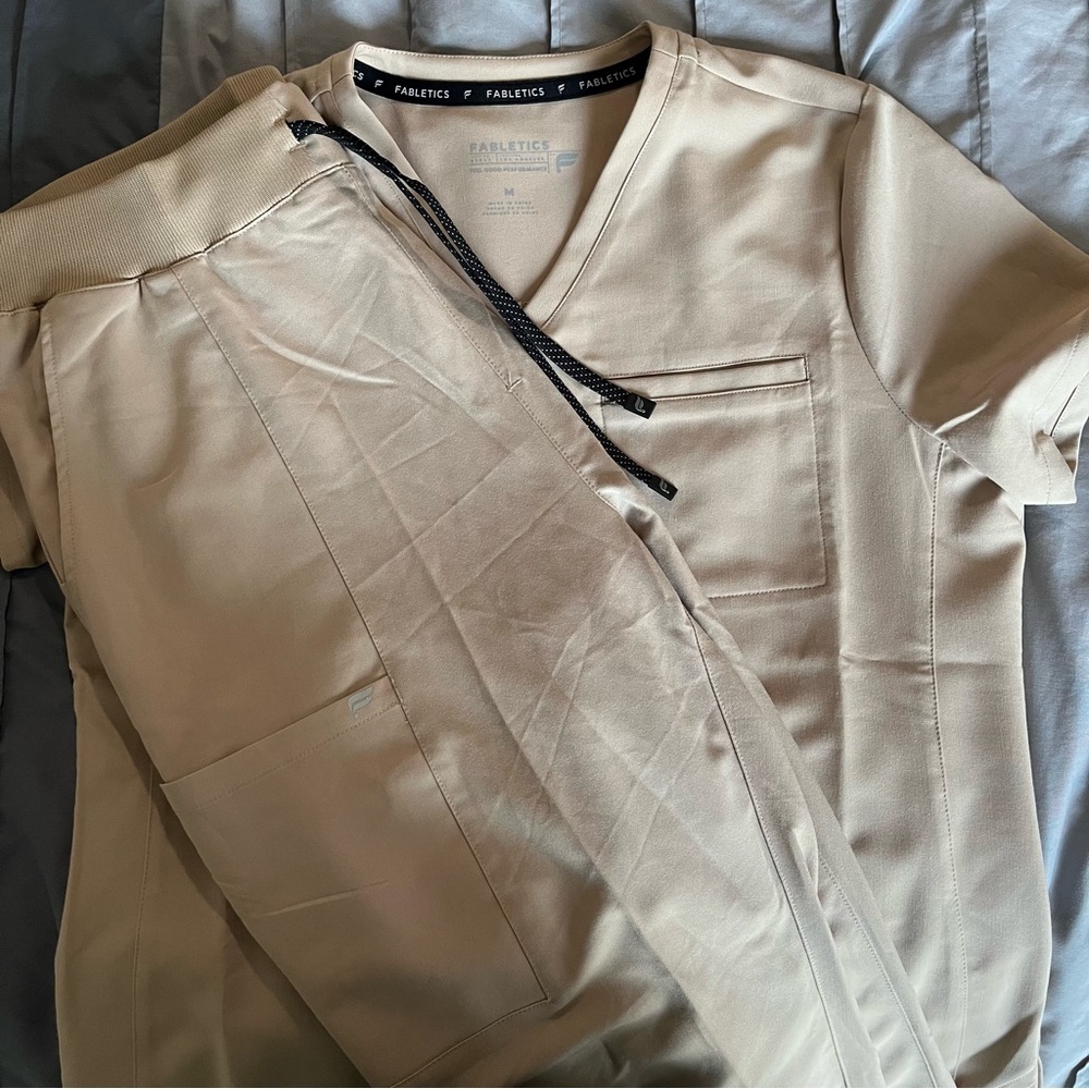 Fabletics Scrubs